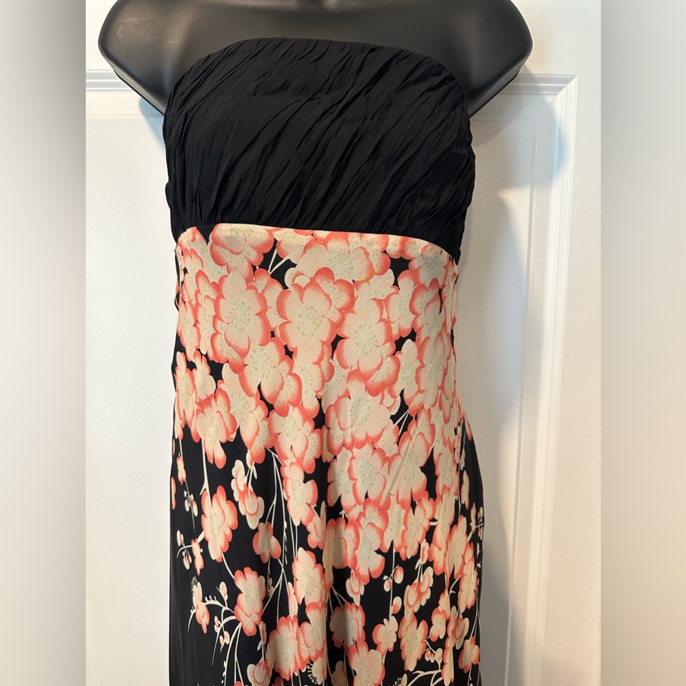 Elegant Strapless Floral Maxi Dress - 56” Length - Picture 4 of 9